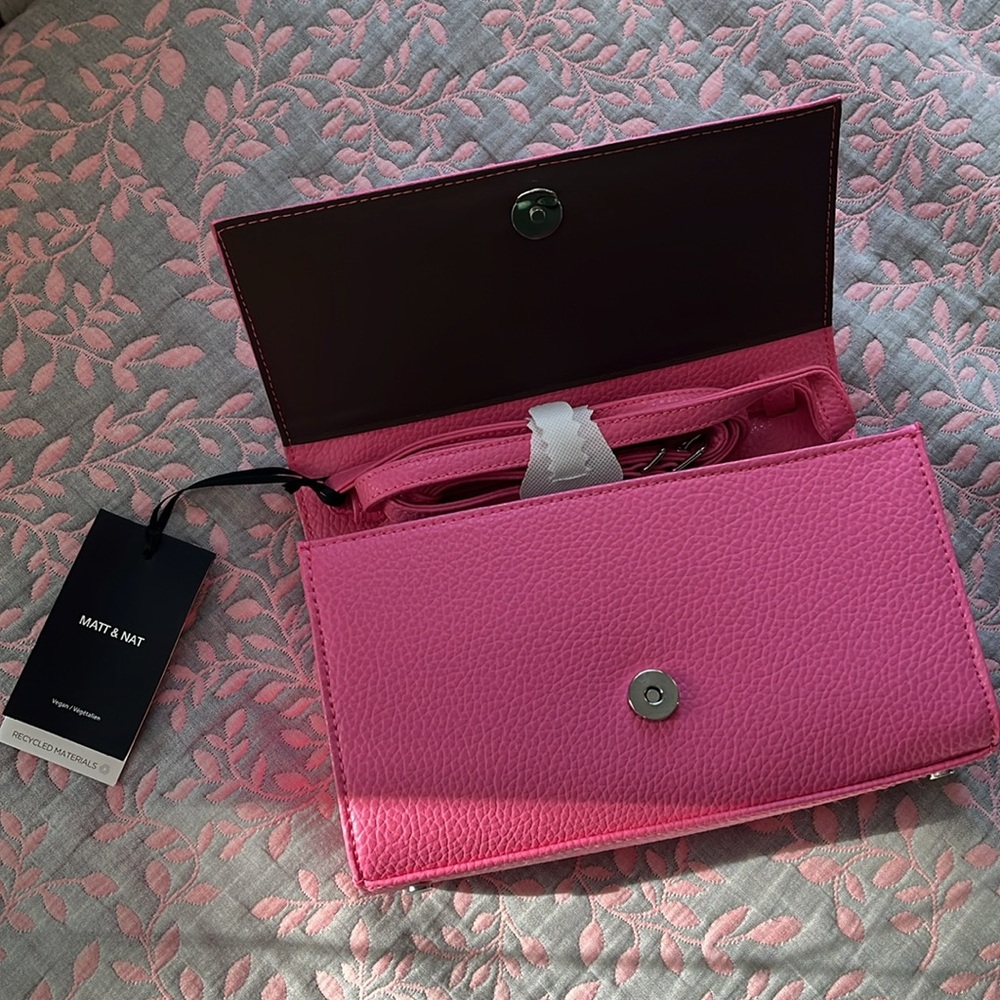MATT and NAT PINK clutch/crossbody - Picture 6 of 7